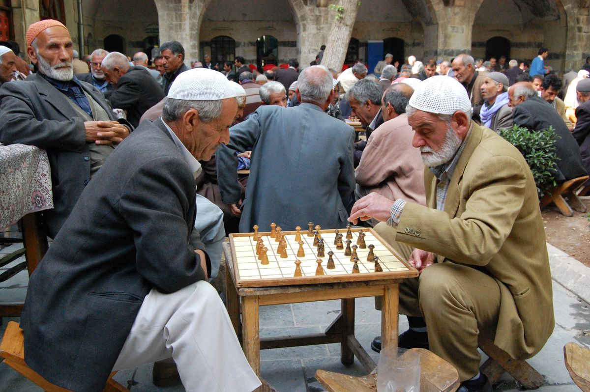 Yaşlıların Dama Keyfi
