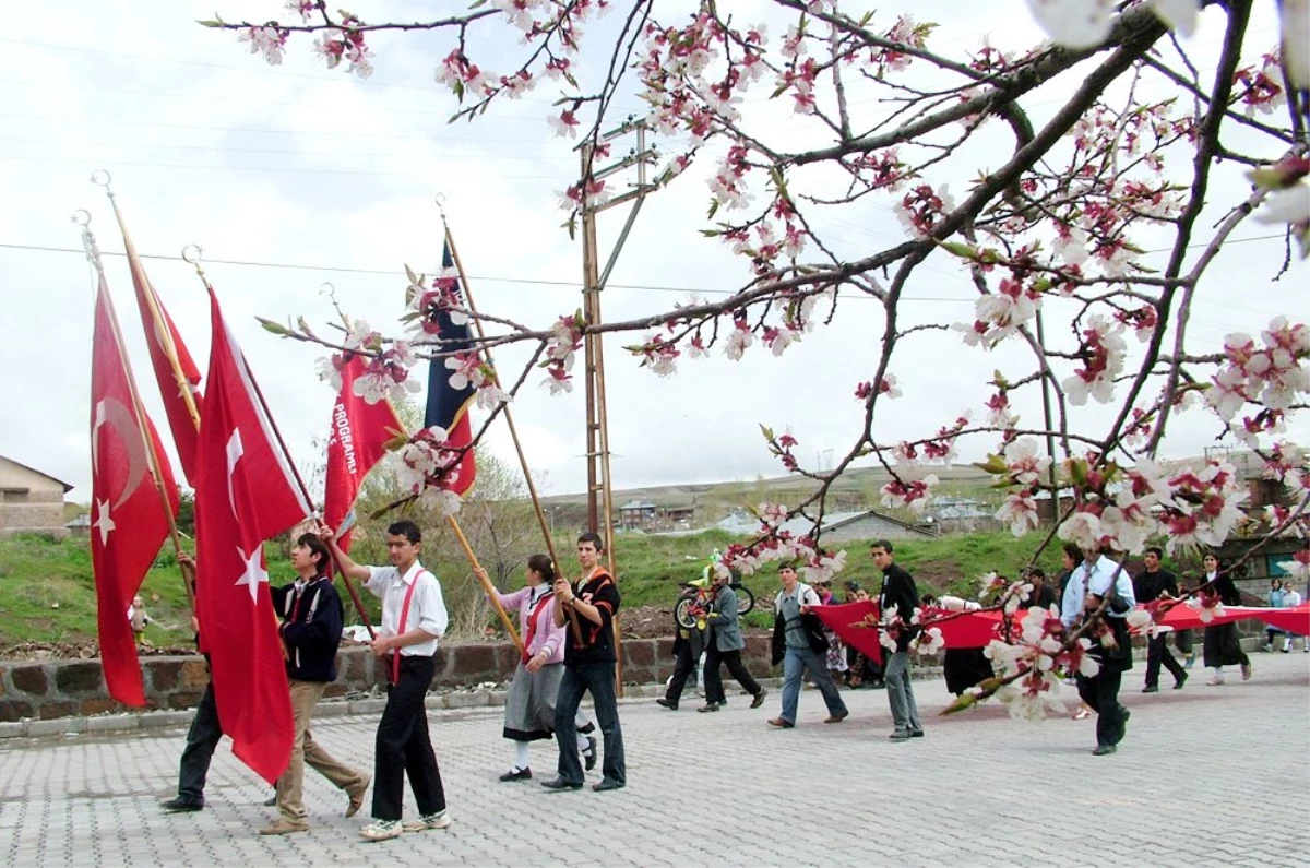 Bitlis\'te Halk Yürüyüşü Düzenlendi