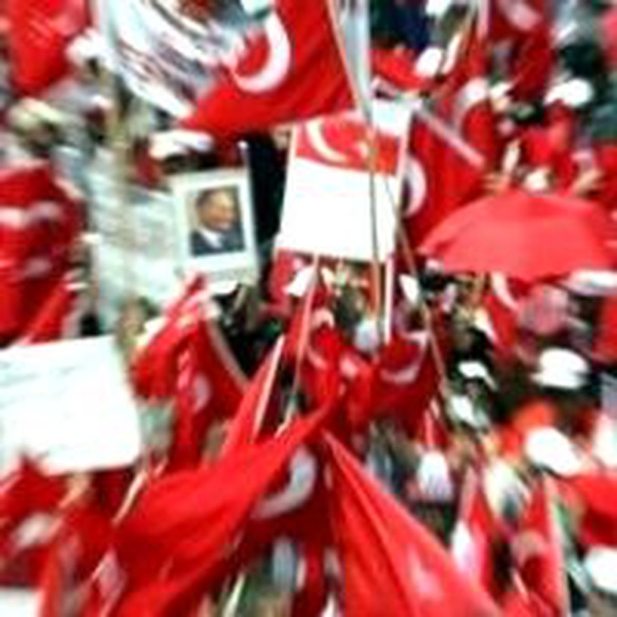 Berlin'de Cumhuriyet Mitingi