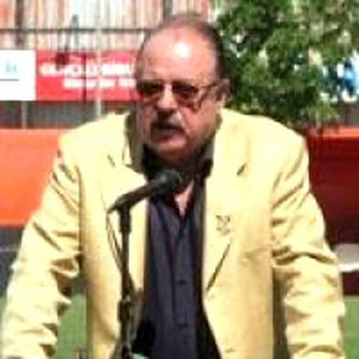 İlhan Cavcav\'dan İlginç Teklif