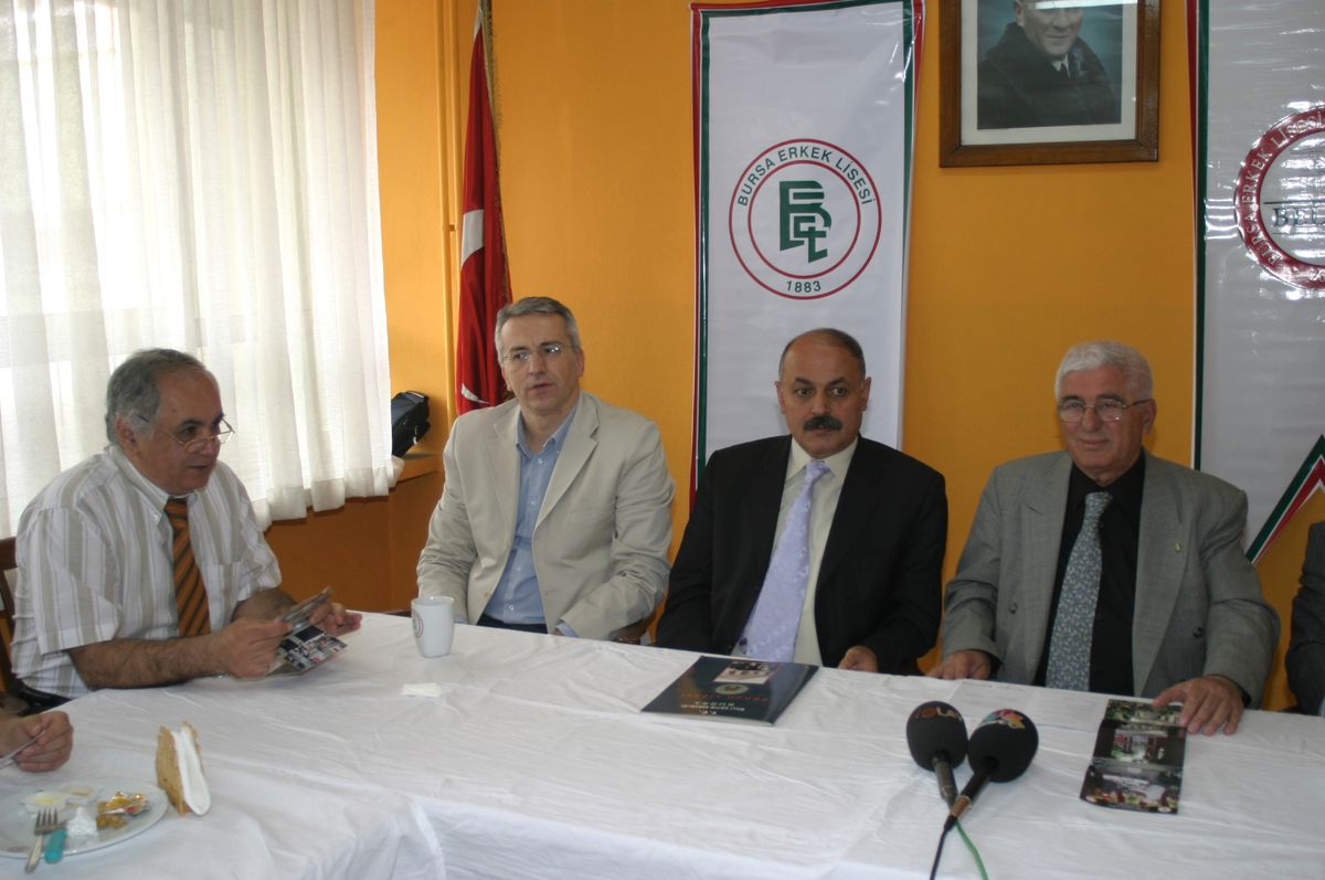 Bursa Erkek Lisesi'nde Pilav Günü Heyecanı