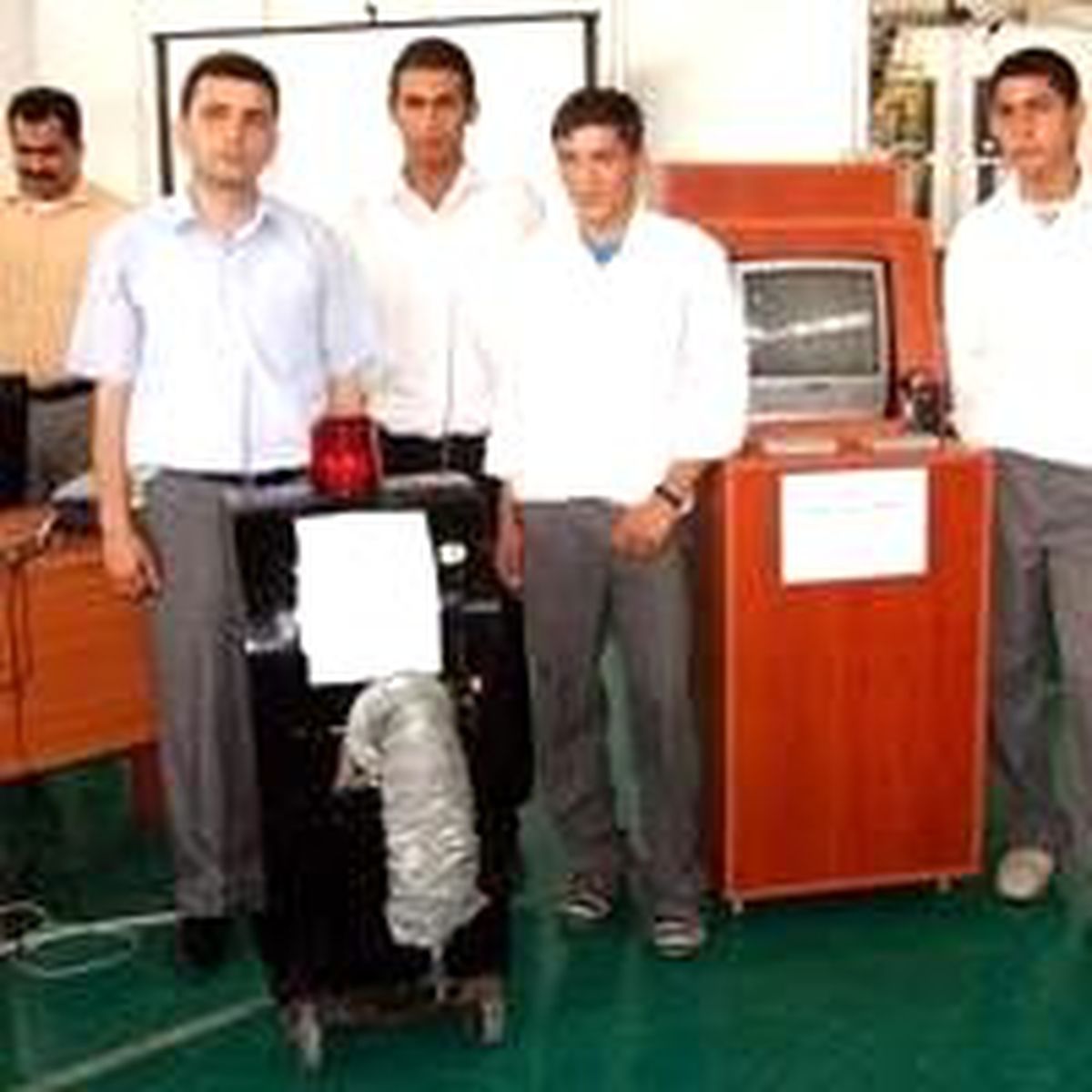Sesli Bomba İmha Robotu