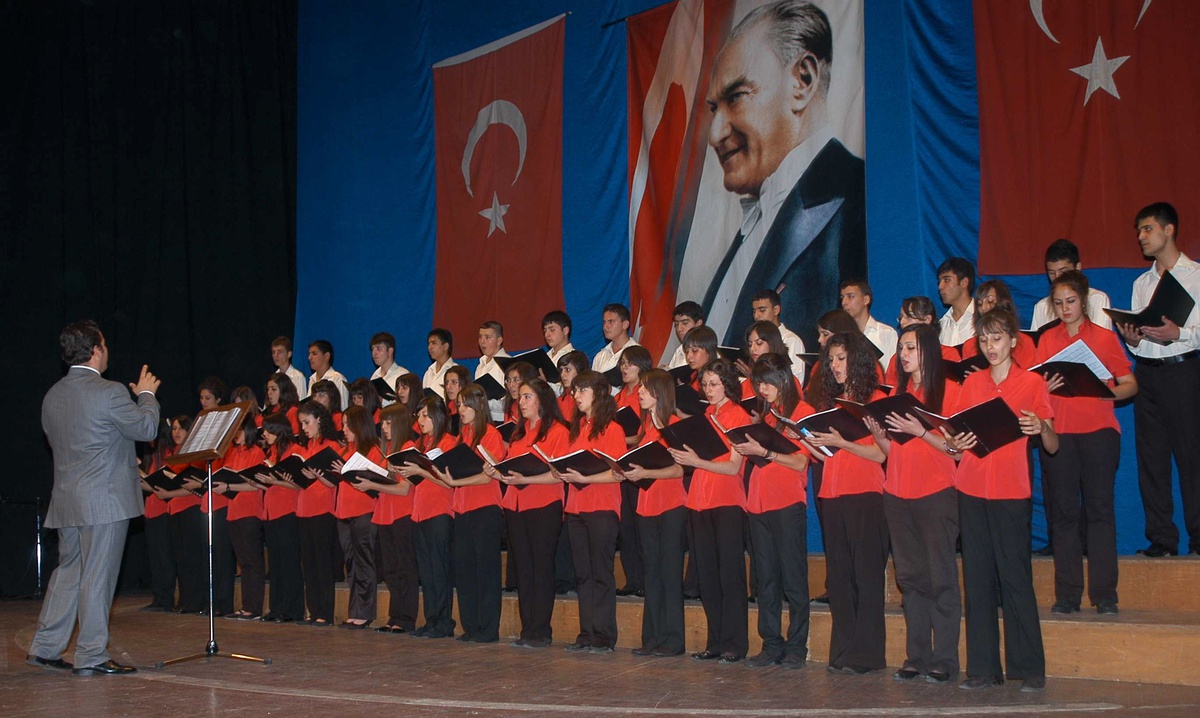 Atso Anadolu Güzel Sanatlar Lisesi\'nden Yıl Sonu Konseri