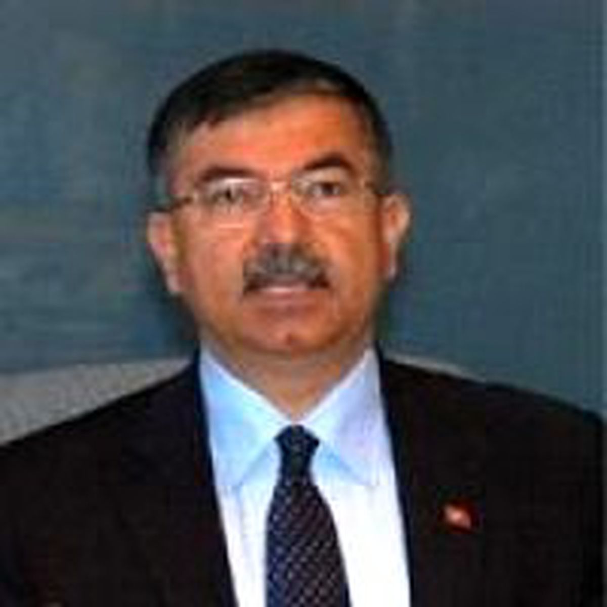 Bakan Yılmaz: Türk Bayraklı Gemiler Kara Listeden Çıktı