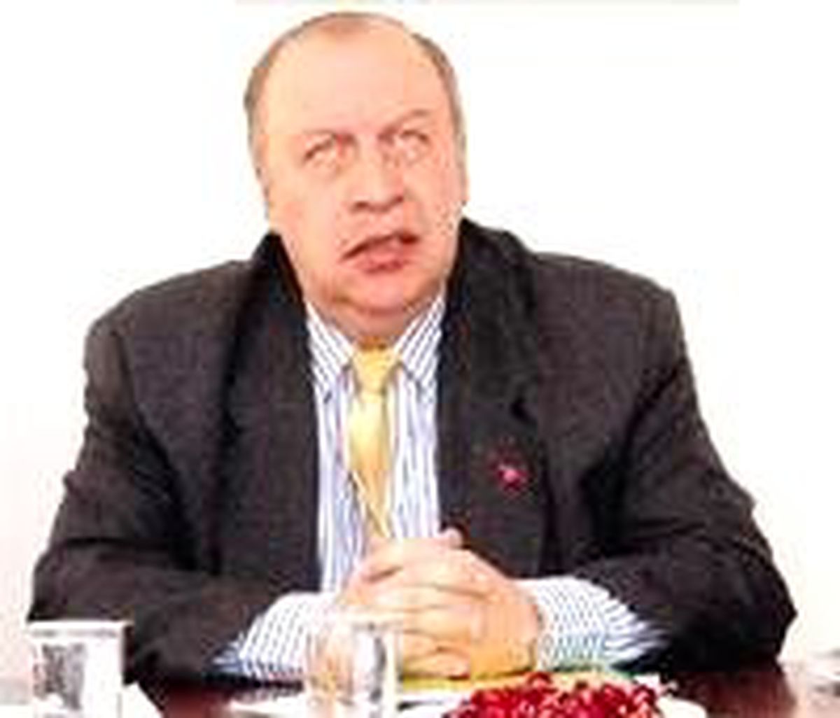 Merkez Sağa Allah Rahmet Eylesin