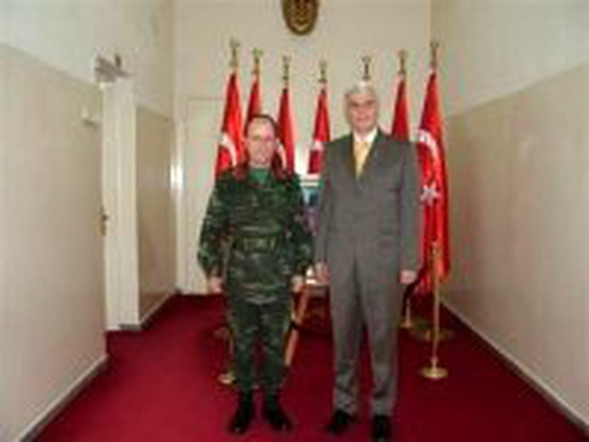 Korgeneral Açıkmeşe'den Vali Hatipoğlu'na Ziyaret