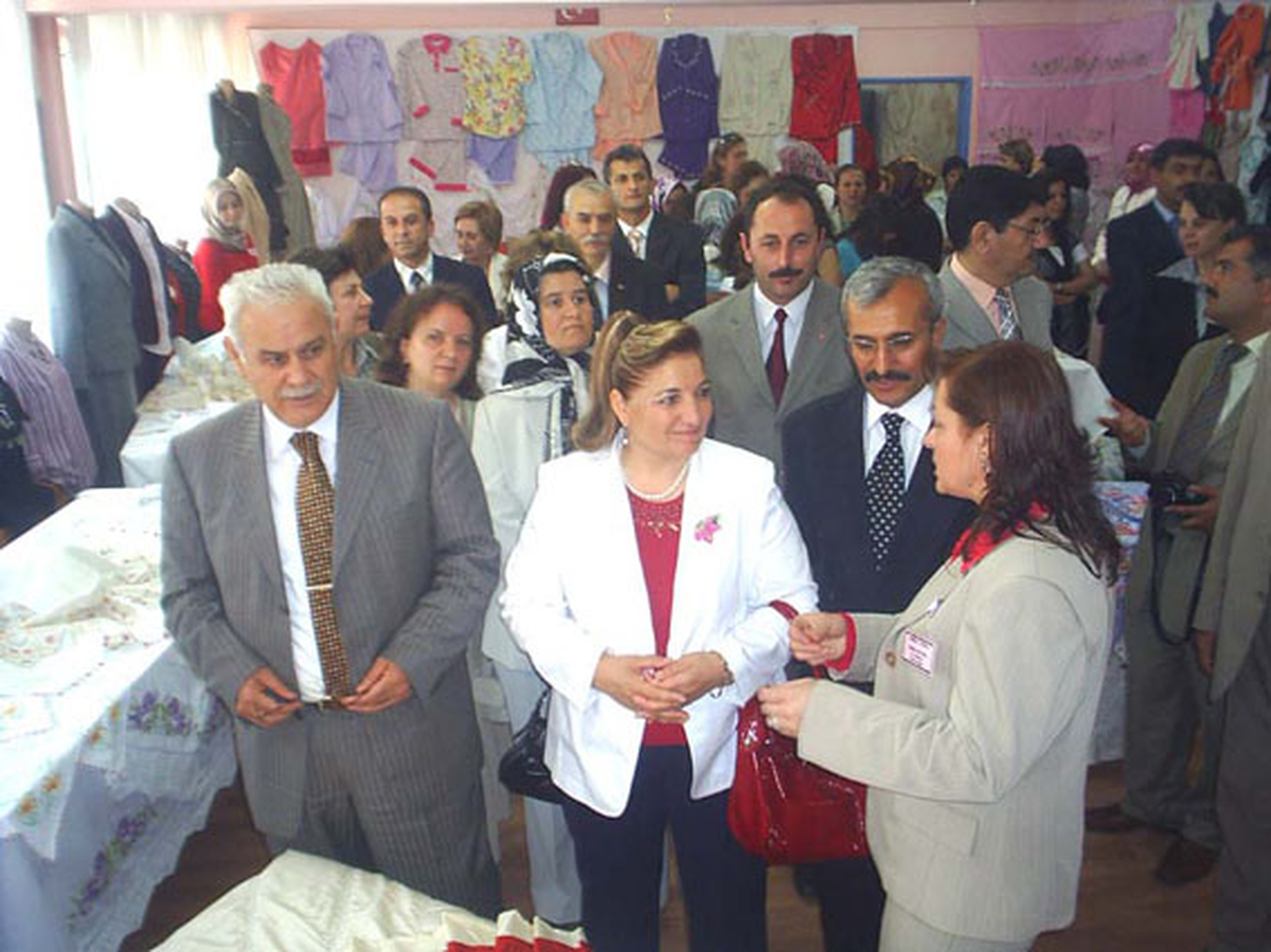 Bozüyük'te Hem Sergisi