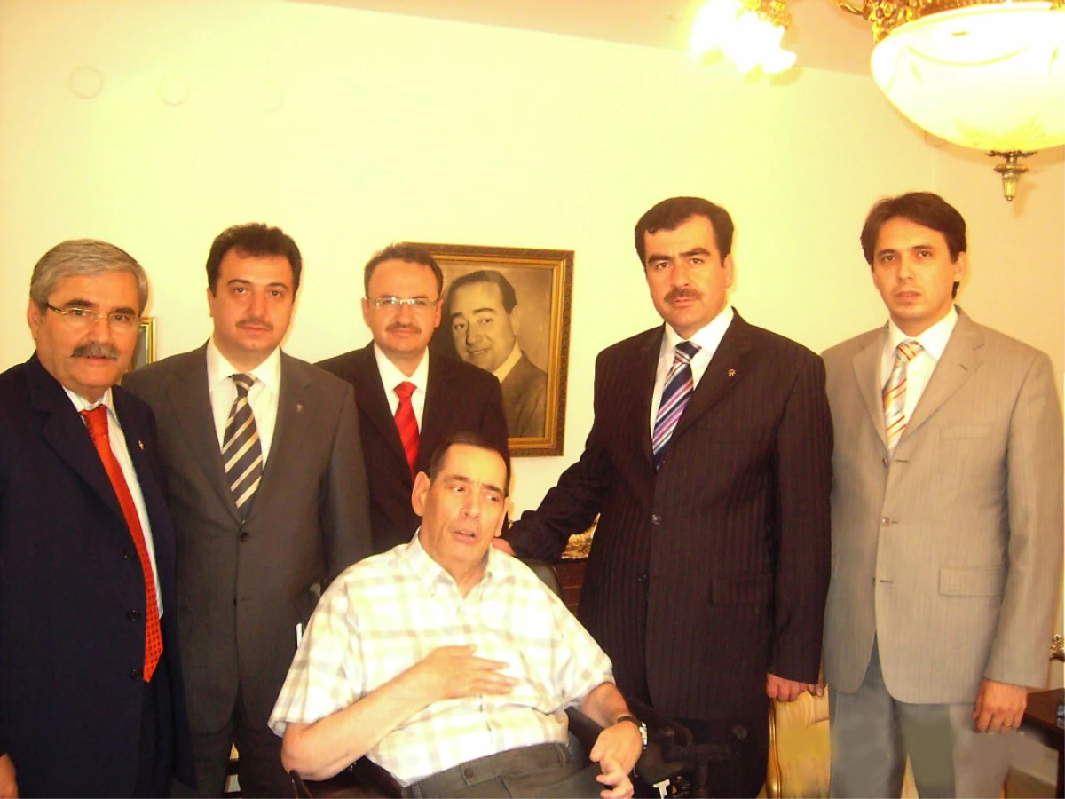 AK Parti Aydın İl Teşkilatı\'ndan Aydın Menderes\'e Ziyaret