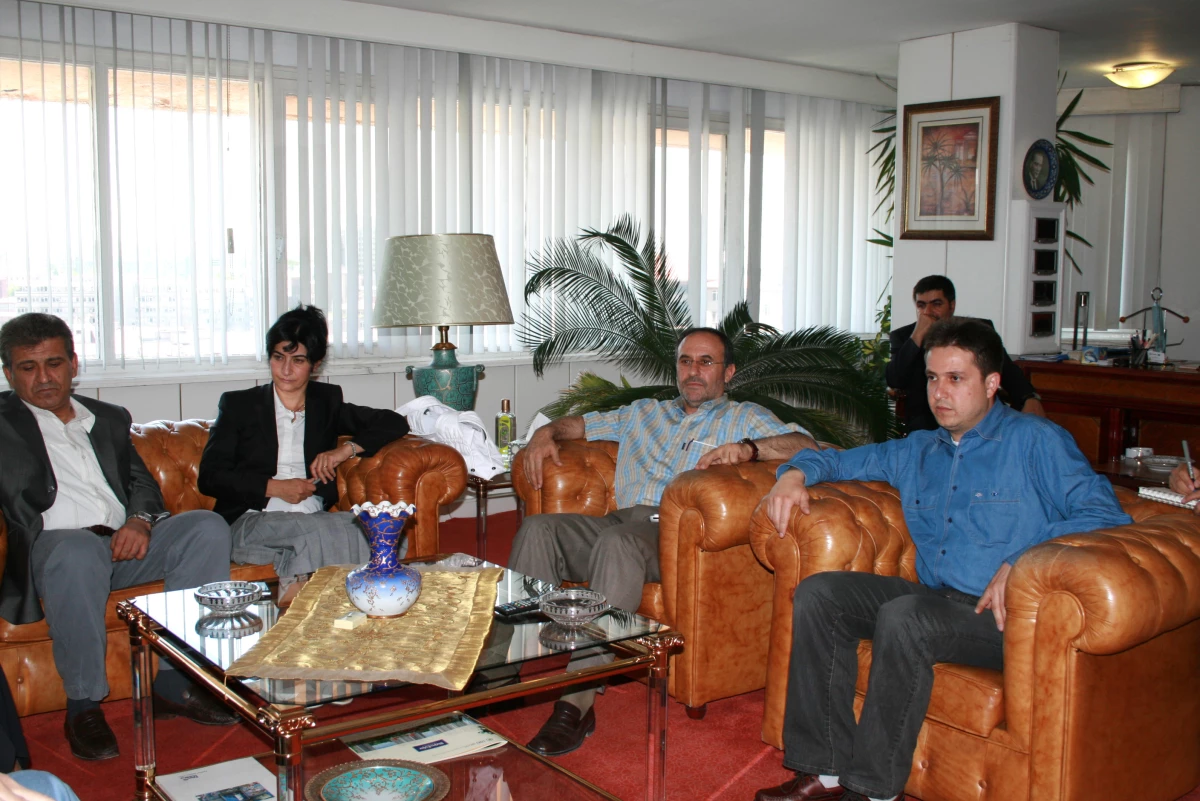AK Parti\'li Milletvekili Adaylarından İhlas Ankara Medya Grup Başkanlığı\'na Ziyaret