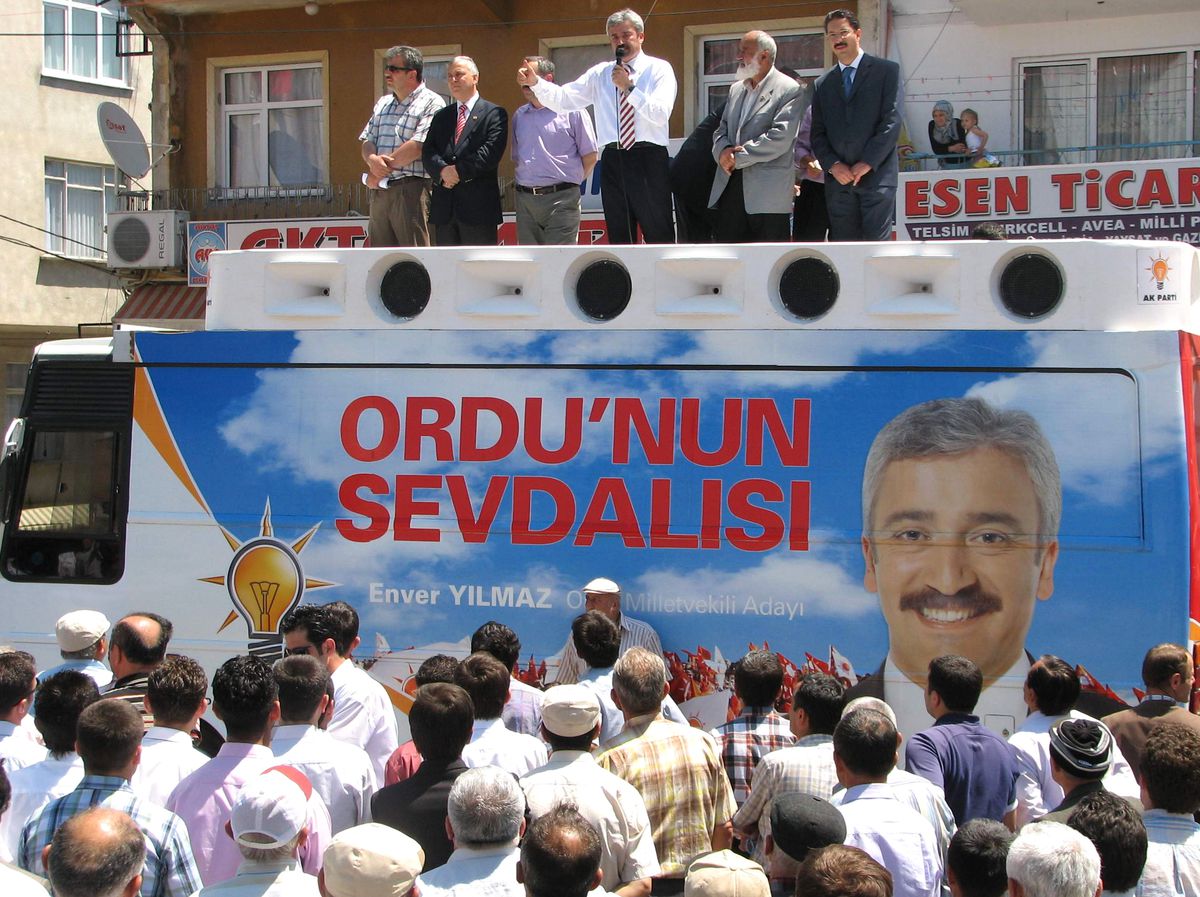 AK Parti'li Yılmaz, Seçim Yarışına Ulubey'deki Mitingle Başladı