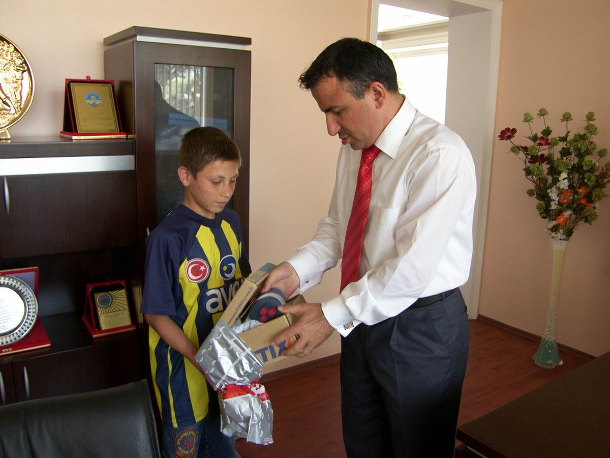 Türkiye 1.'sine Altın