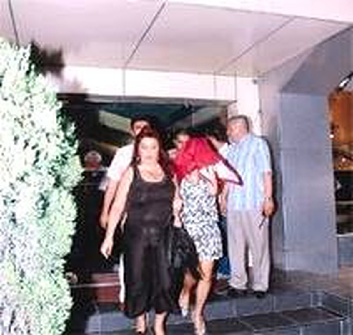 Biri Bizimle Dalga Geçiyor (Bbd) Center