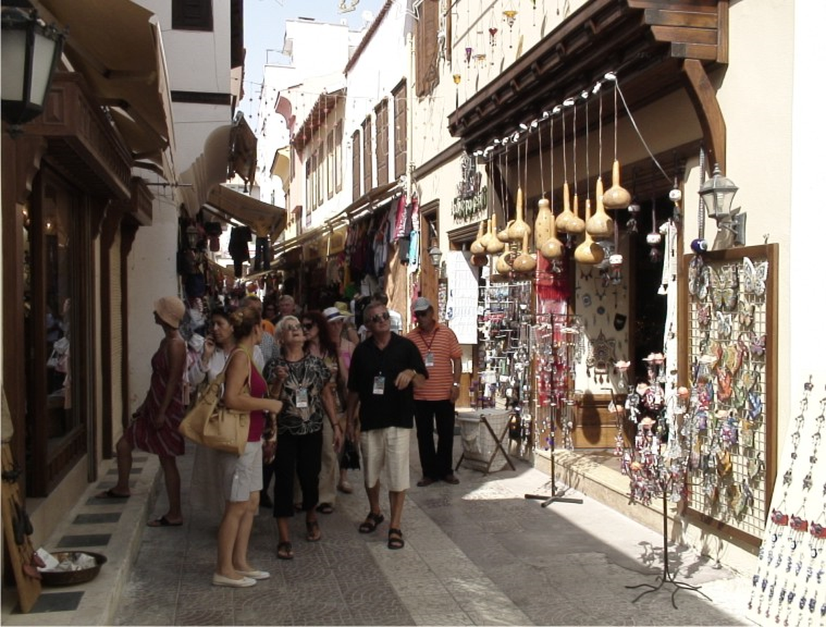 Kuşadası, Kardeş Şehirlerini Buluşturdu