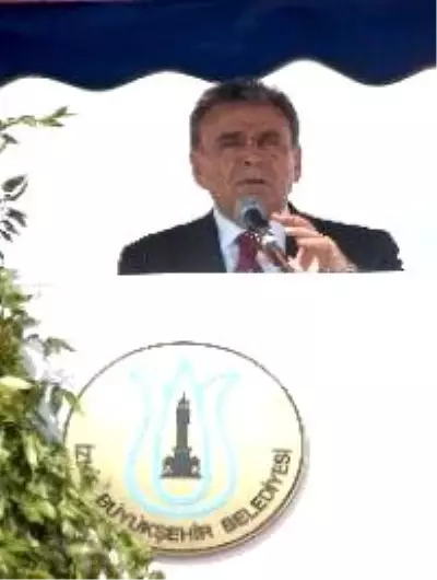 Izmir Buyuksehir Belediyesi Nin Sehir Yenileme Projesi Buca Ile Devam Ediyor Son Dakika