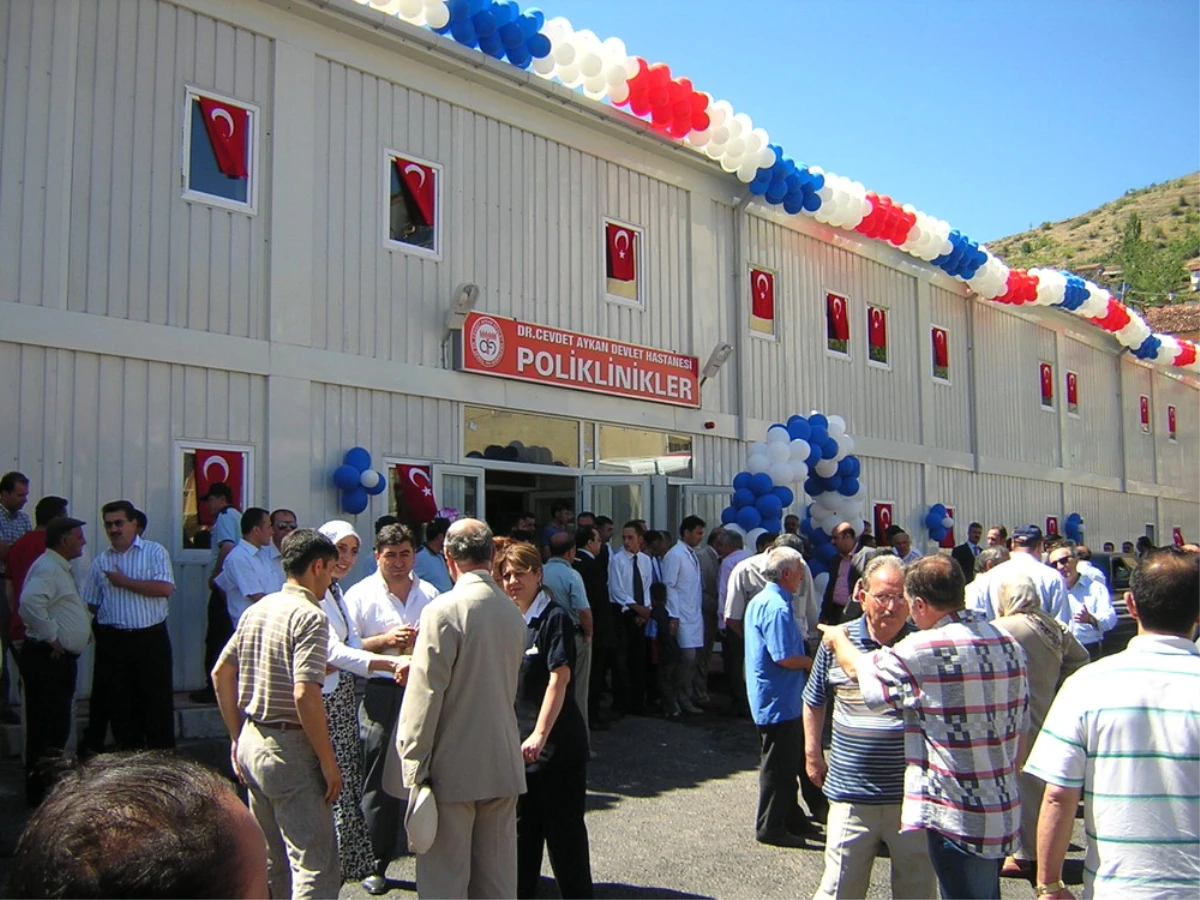 Tokat\'ta Poliklinik Binası Törenle Hizmete Açıldı