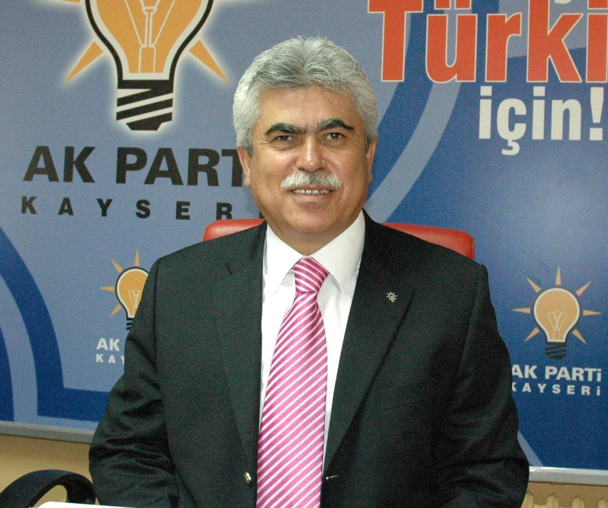 AK Parti İl Başkanı Mahmut Cabat, MHP Mitingini Değerlendirdi