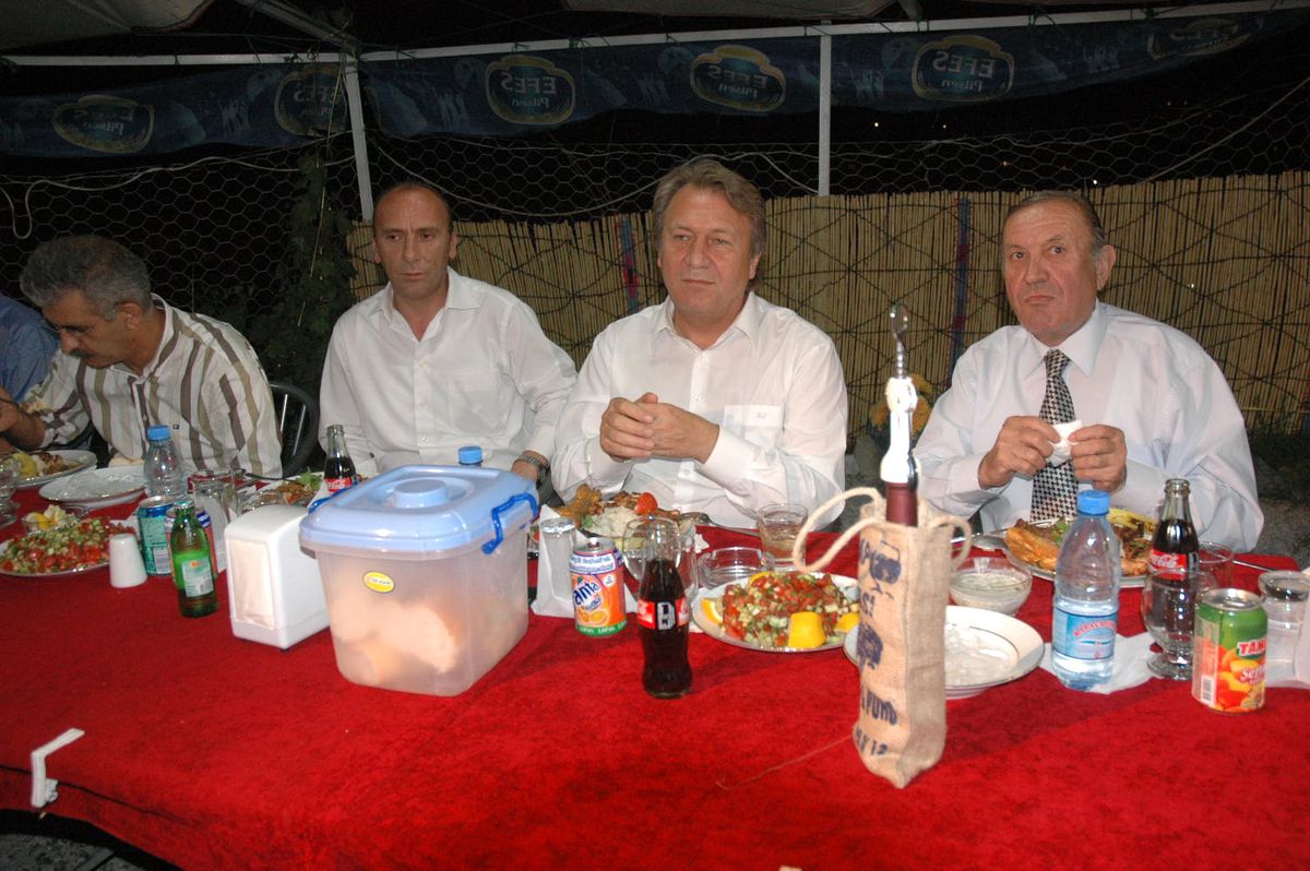 DSP İl Başkanlığı Genel Başkan Sezer Onuruna Akşam Yemeği Verdi