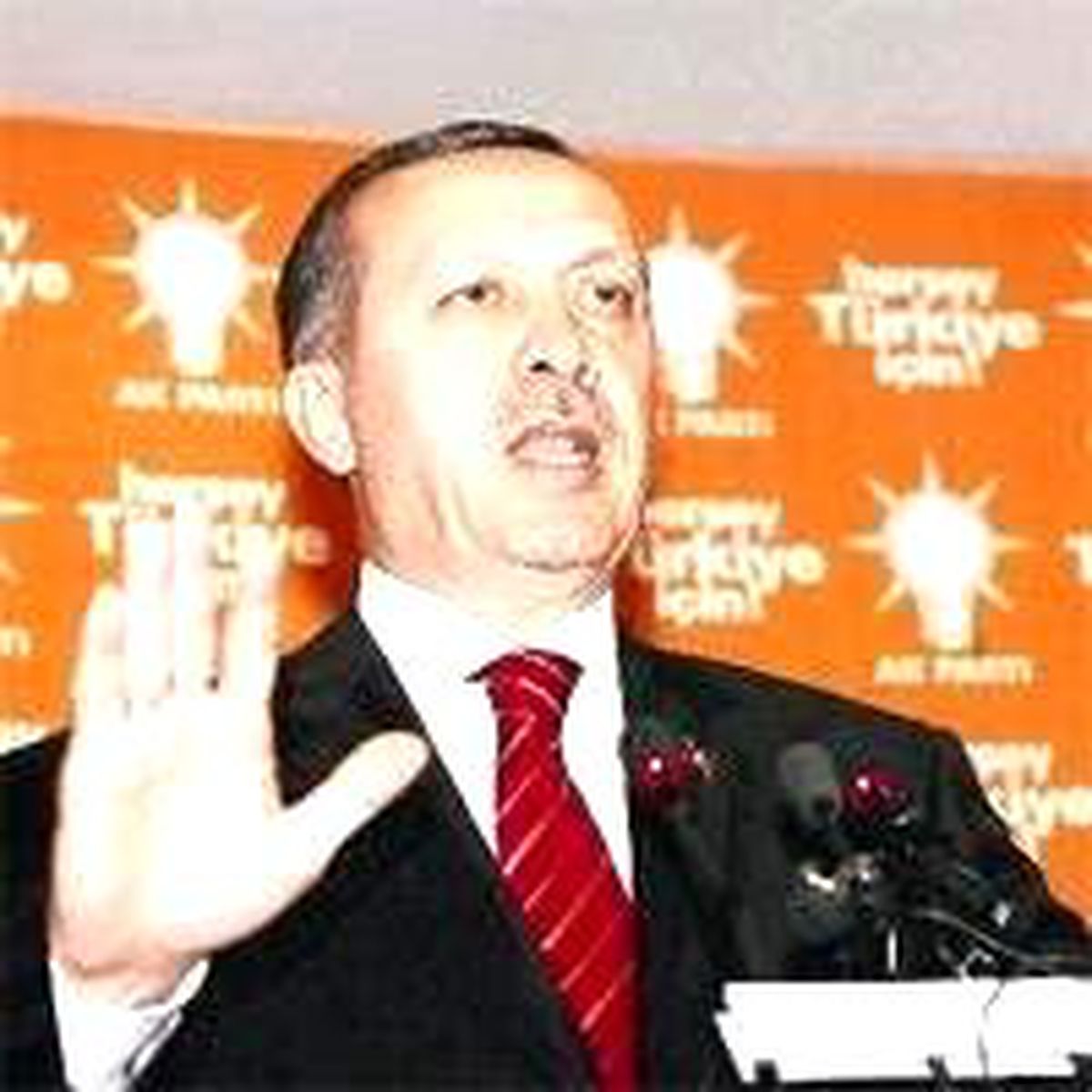 AKP, Gemi Afişlerine Tedbir İstedi