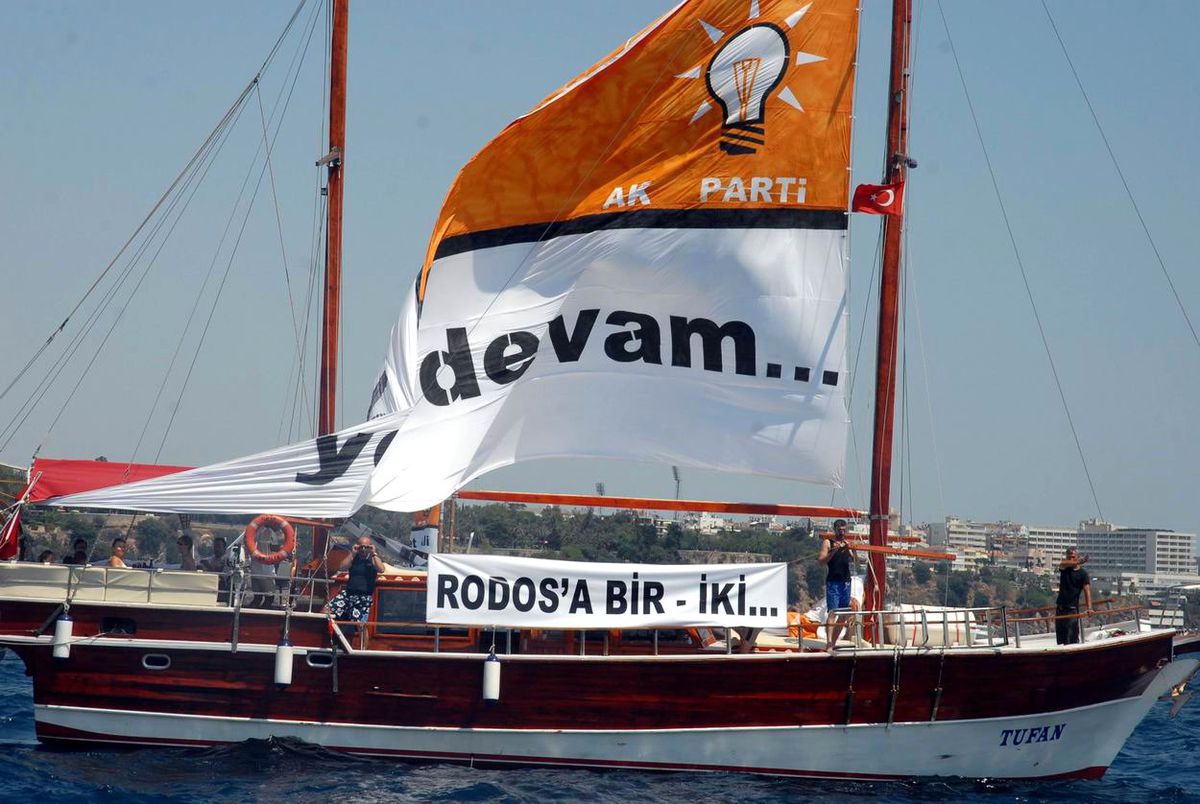 Antalya\'da AK Parti\'den Tekneli Seçim Çalışması