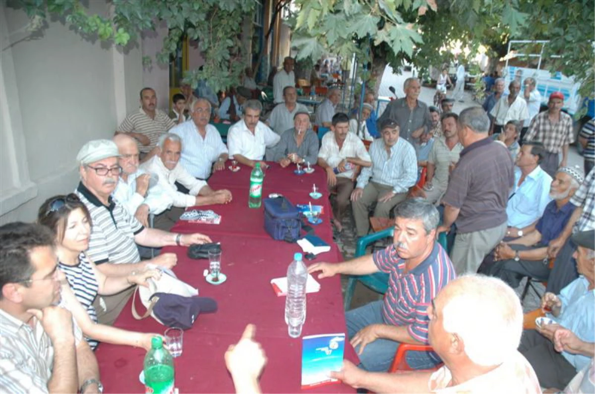CHP Milletveki Adayları Torbalı Köylüsünü Ziyaret Etti