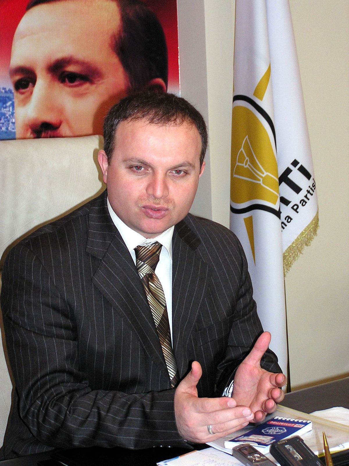AK Parti'li Akyüz'ün Açıklamaları