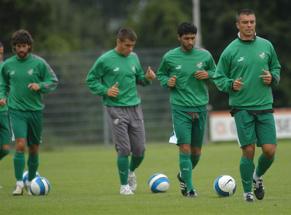 Bursaspor'un Hollanda Kampı...