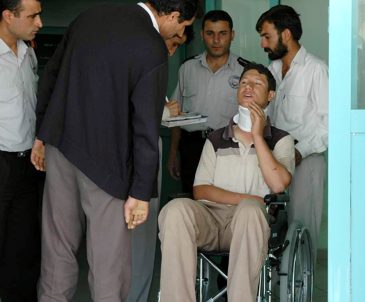 Lastiği Patlayan Minibüs Şarampole Yuvarlandı: 2 Ölü, 4 Yaralı
