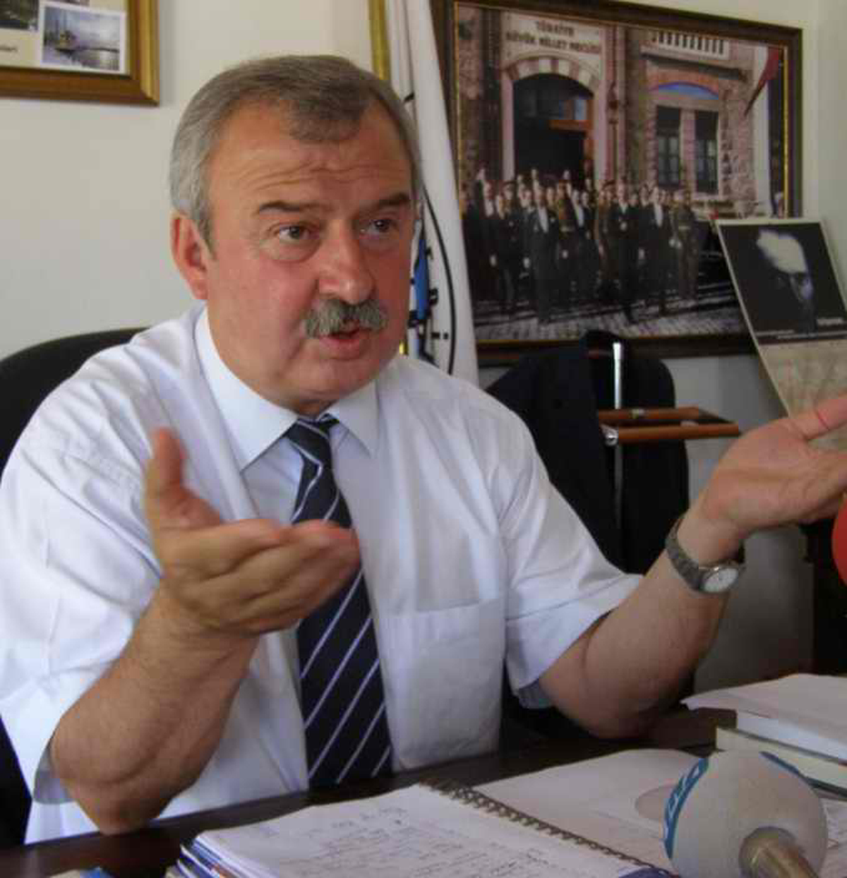 CHP'li Başkandan Baykal'a Bölücü Suçlaması