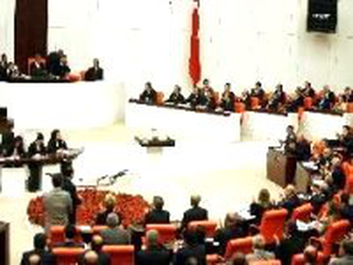 Bir Vekil CHP'den İstifa Etti