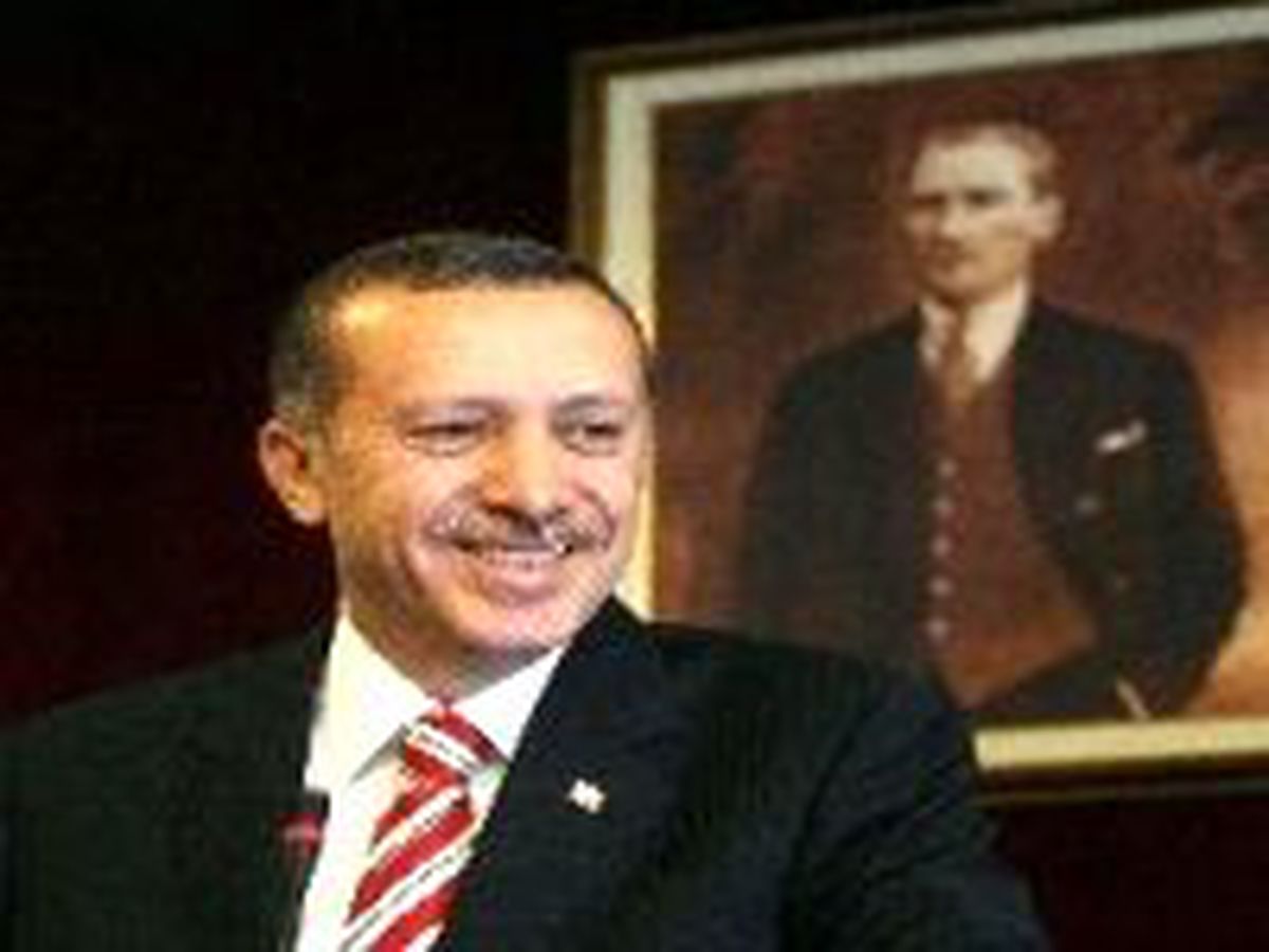 AK Parti Sezer'in Tavrını Jest Olarak Nitelendirdi