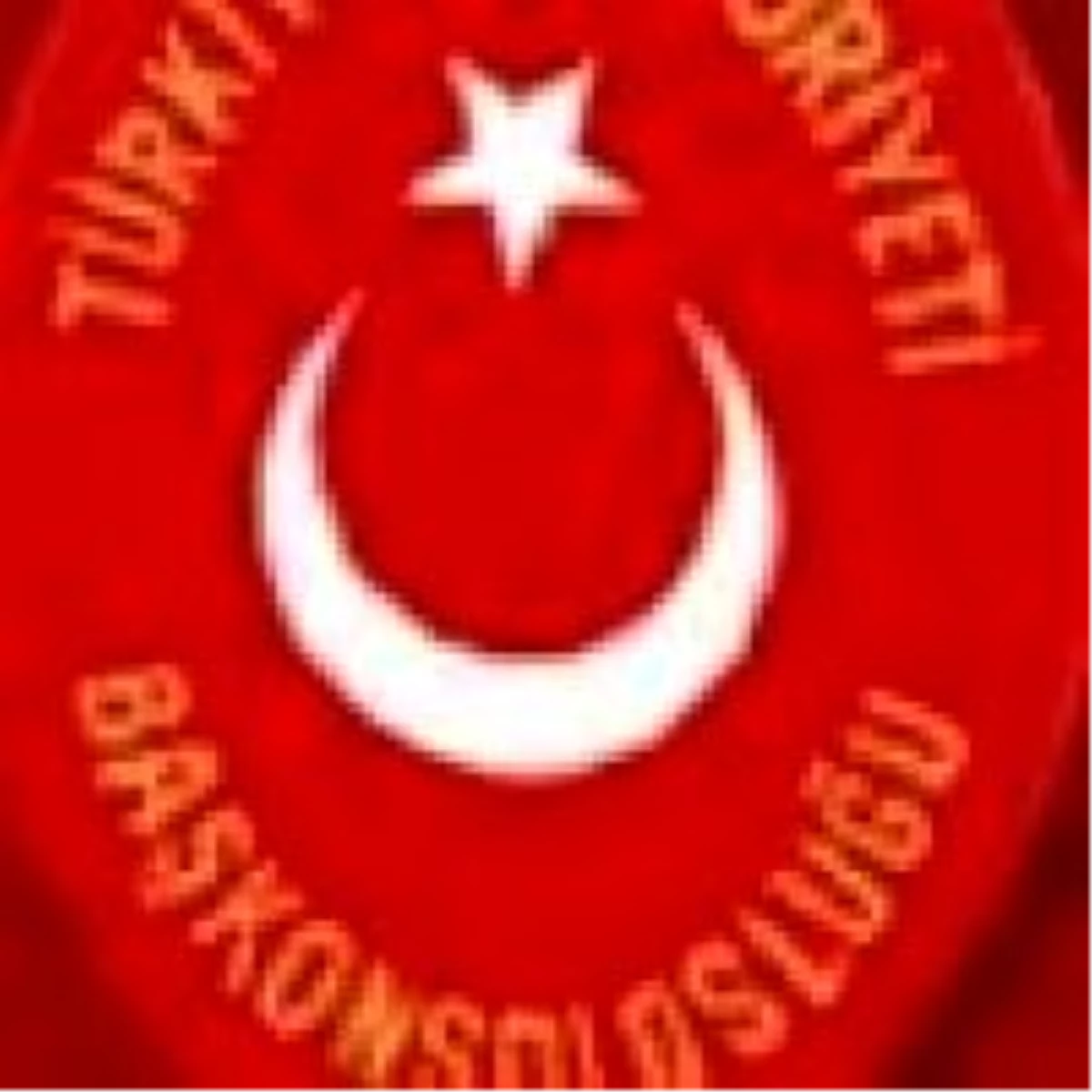 Konsolostan Türklere \'Vatan Haini\' Suçlaması