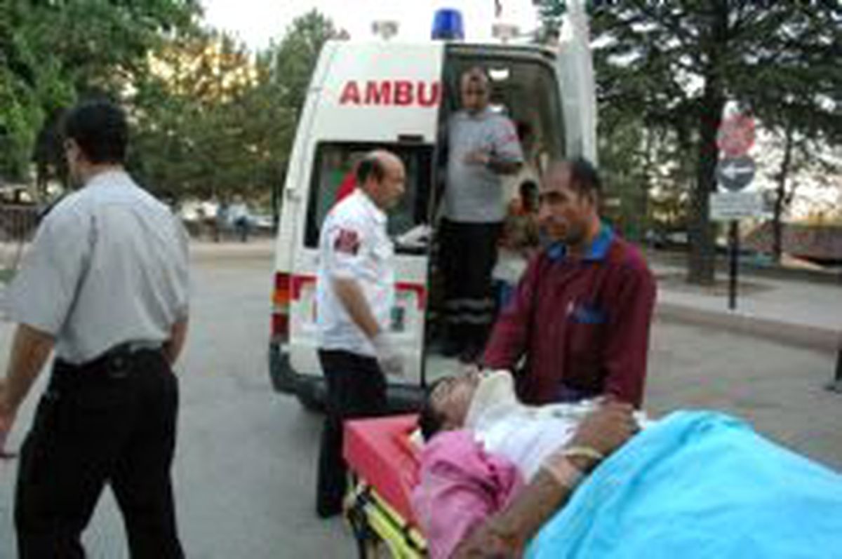 Elazığ'da Trafik Kazası: 1 Ölü, 7 Yaralı