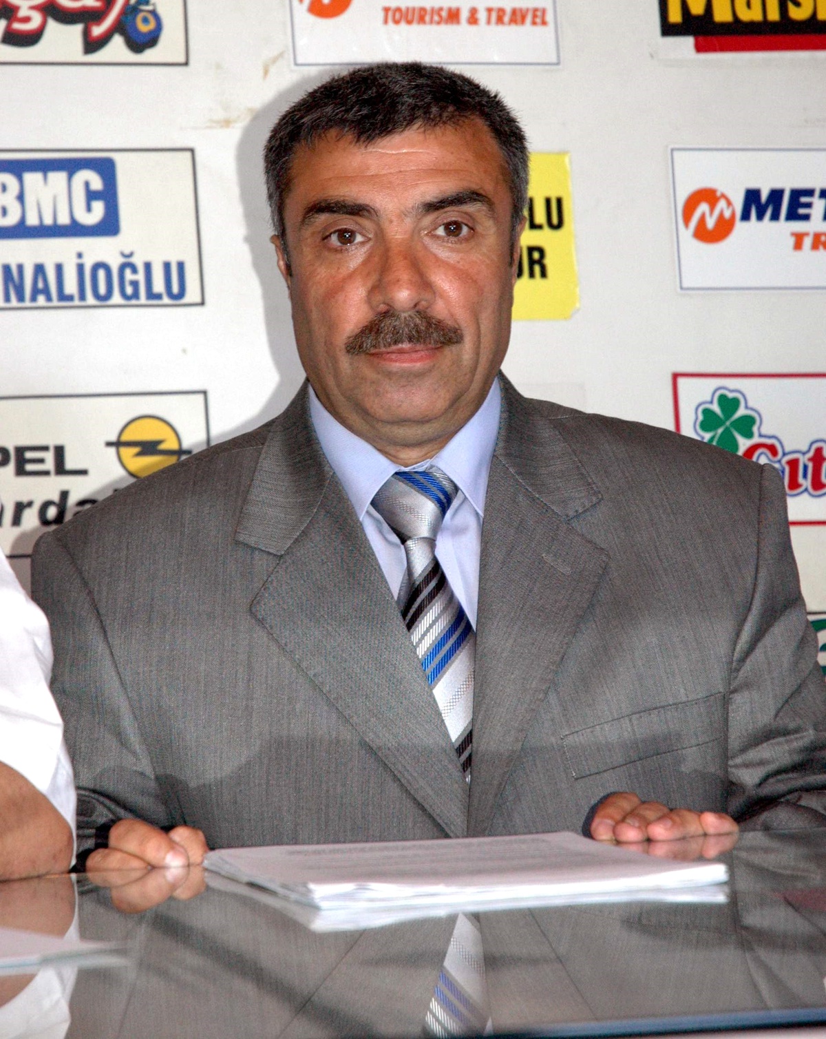 İngiltere Türk Dernekleri Federasyonu Başkanı Sağlam Trabzon'da