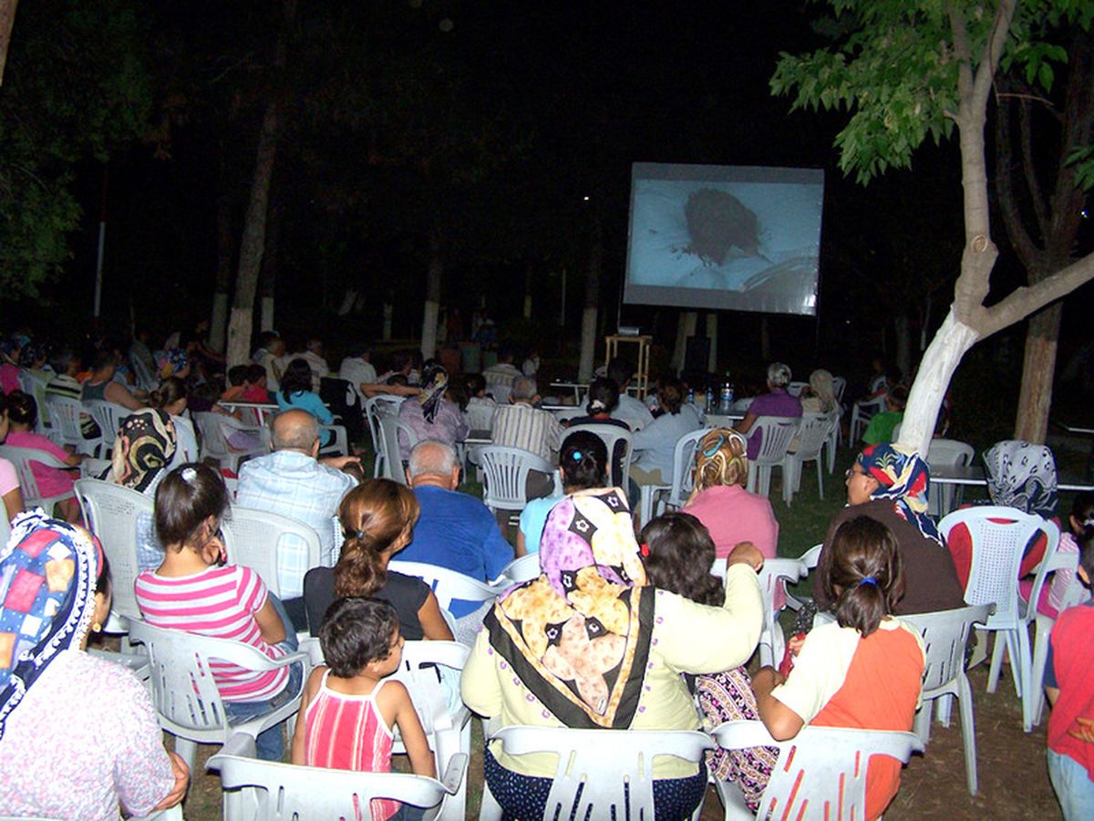 Kozan'da Ücretsiz Yazlık Sinema