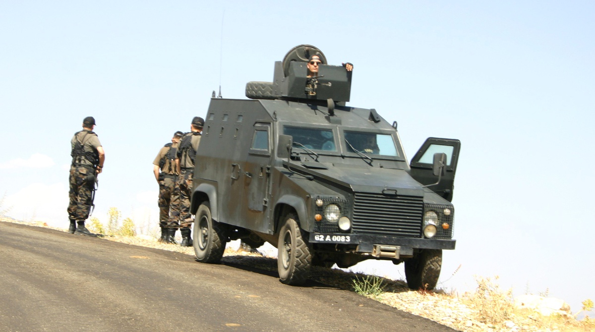 Tunceli'de Örgütten Kaçan Bir Terörist Güvenlik Güçlerine Teslim Oldu