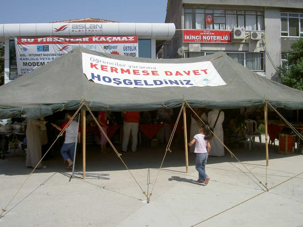 Tesçev'den Öğrenciler Yararına Kermes