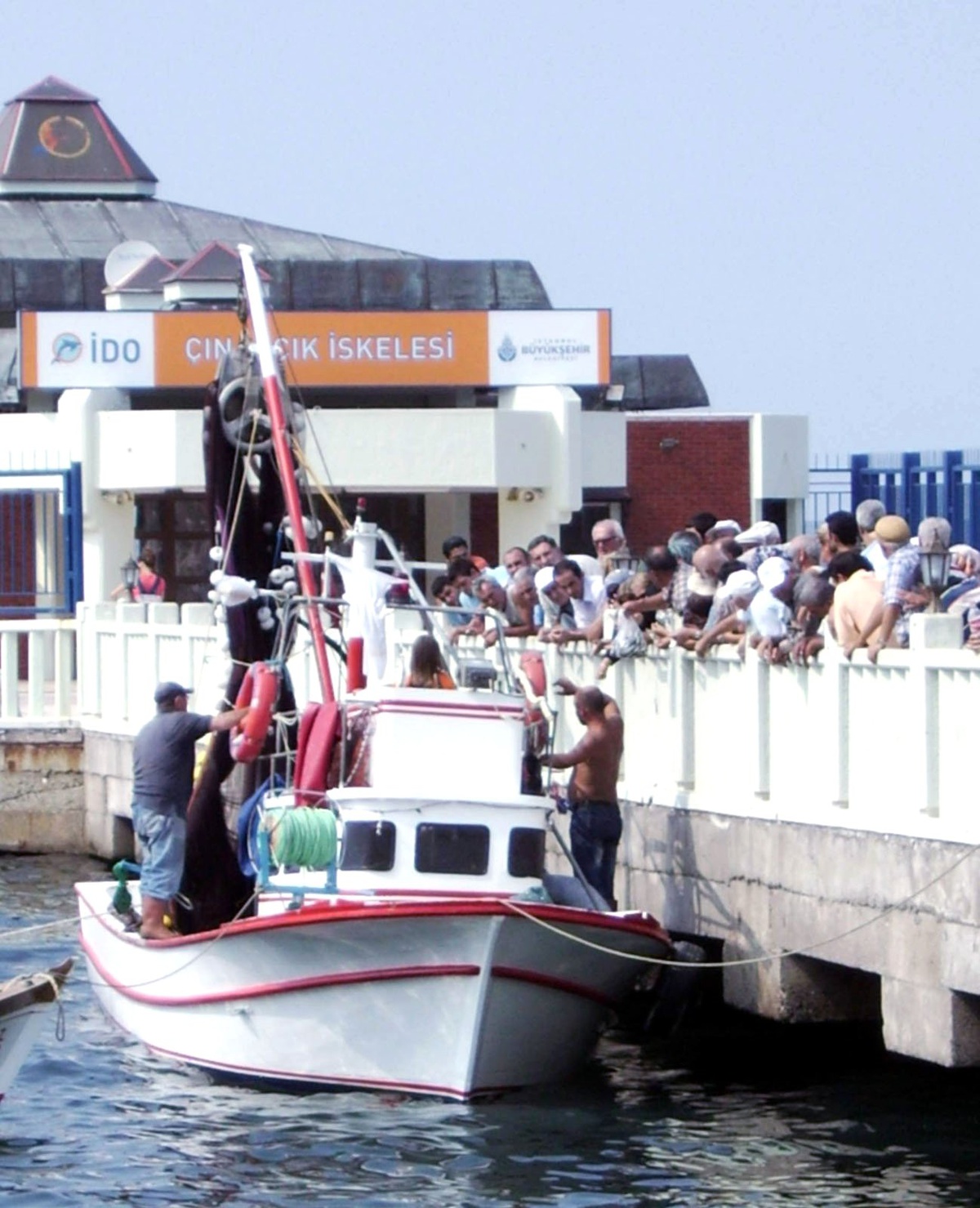 Balık Sezonu Açıldı, Balıkçının Yüzü Güldü