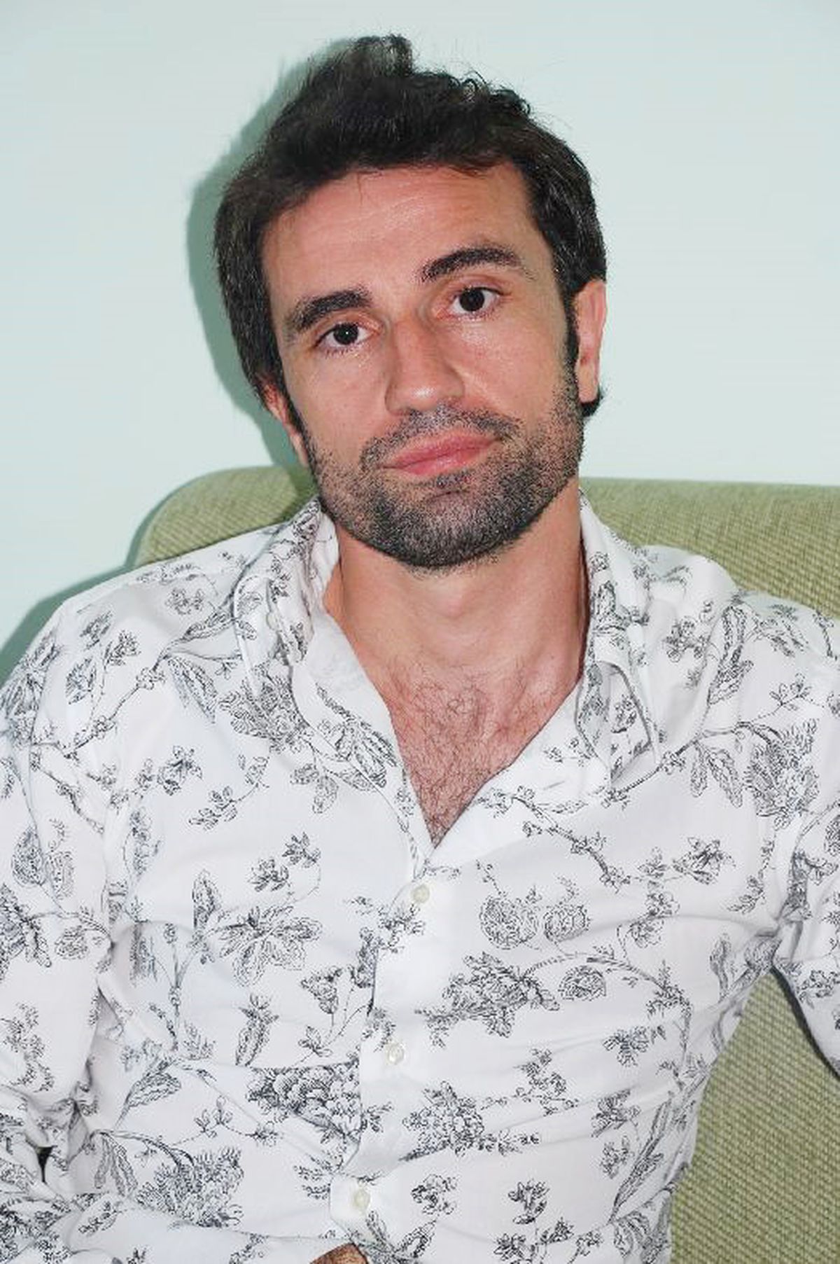 Eski Başkan Kulübü Bastı