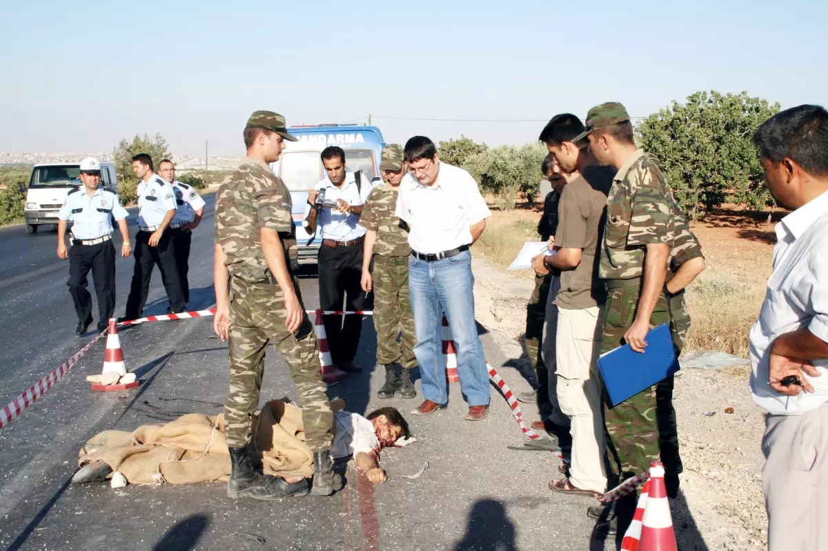 Nizip'te Trafik Kazası: 1 Ölü, 5 Yaralı