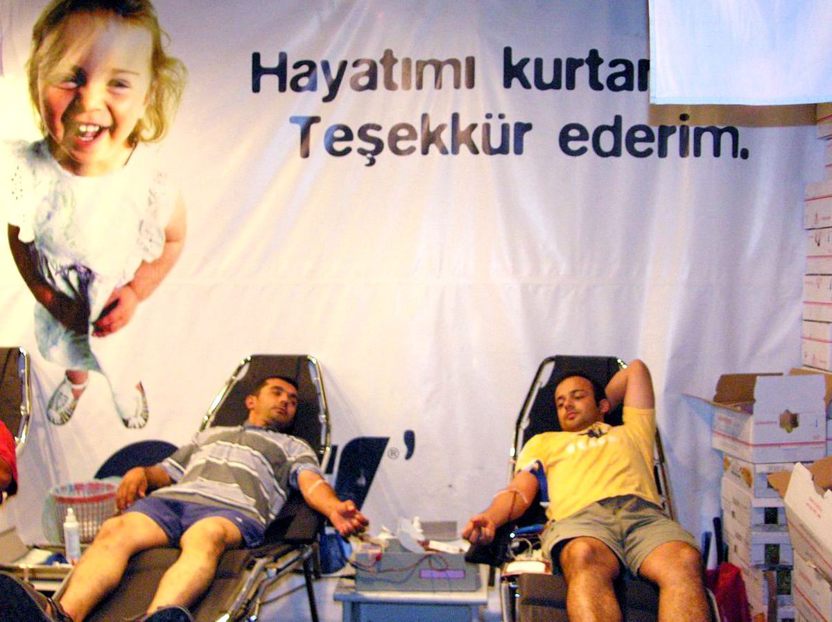 Kızılay'a Kan Bağışı