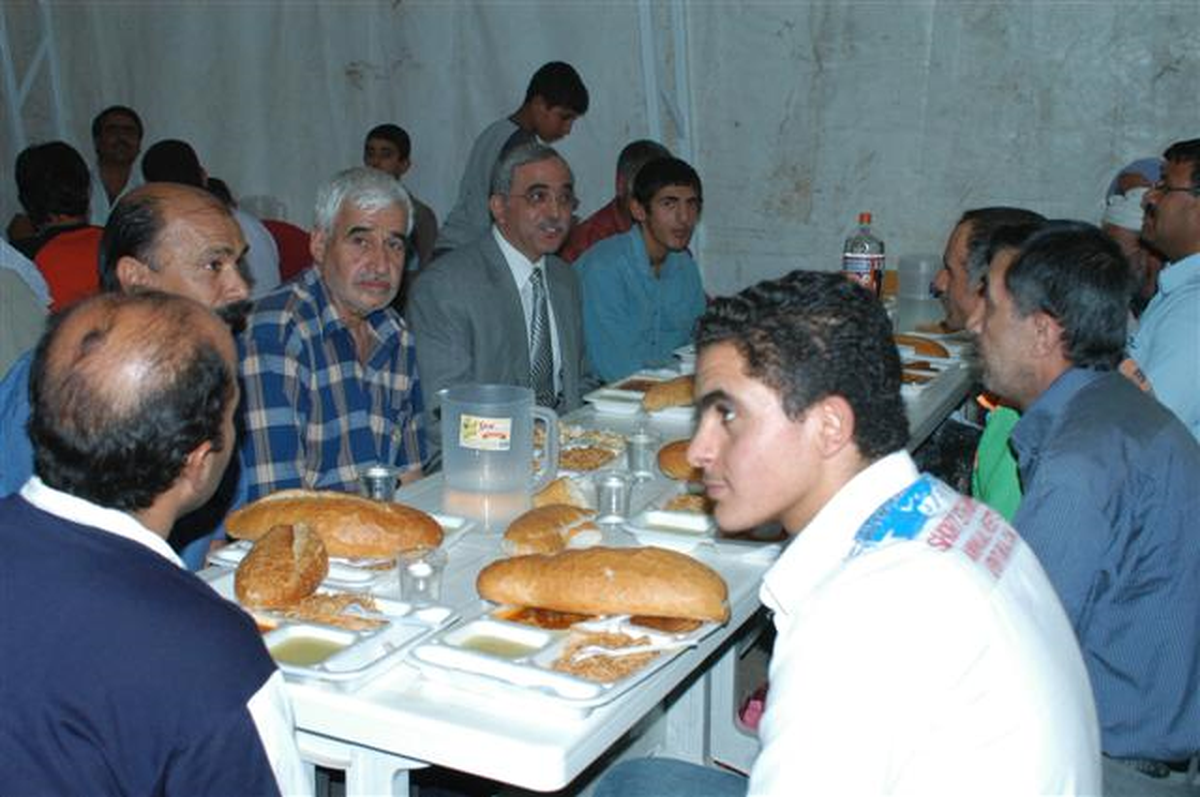 Hayırsever İş Adamı Sağlık Ocağı Yaptırıyor