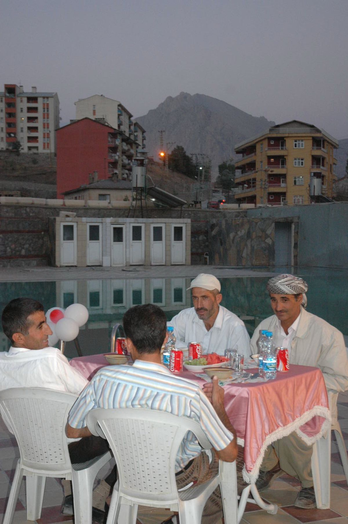 Kızılay'dan 200 Aileye İftar Yemeği