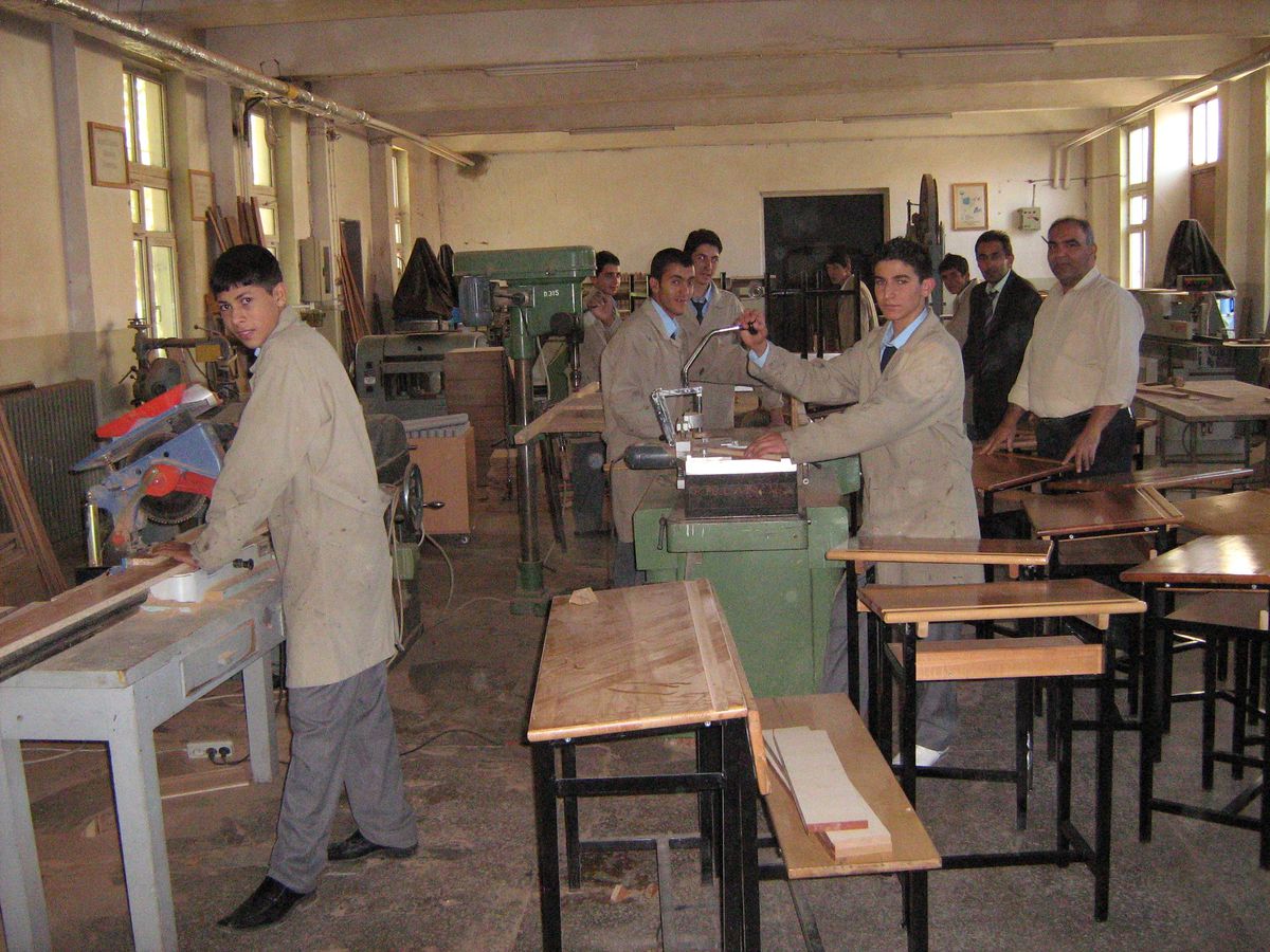 Fabrika Gibi Okul