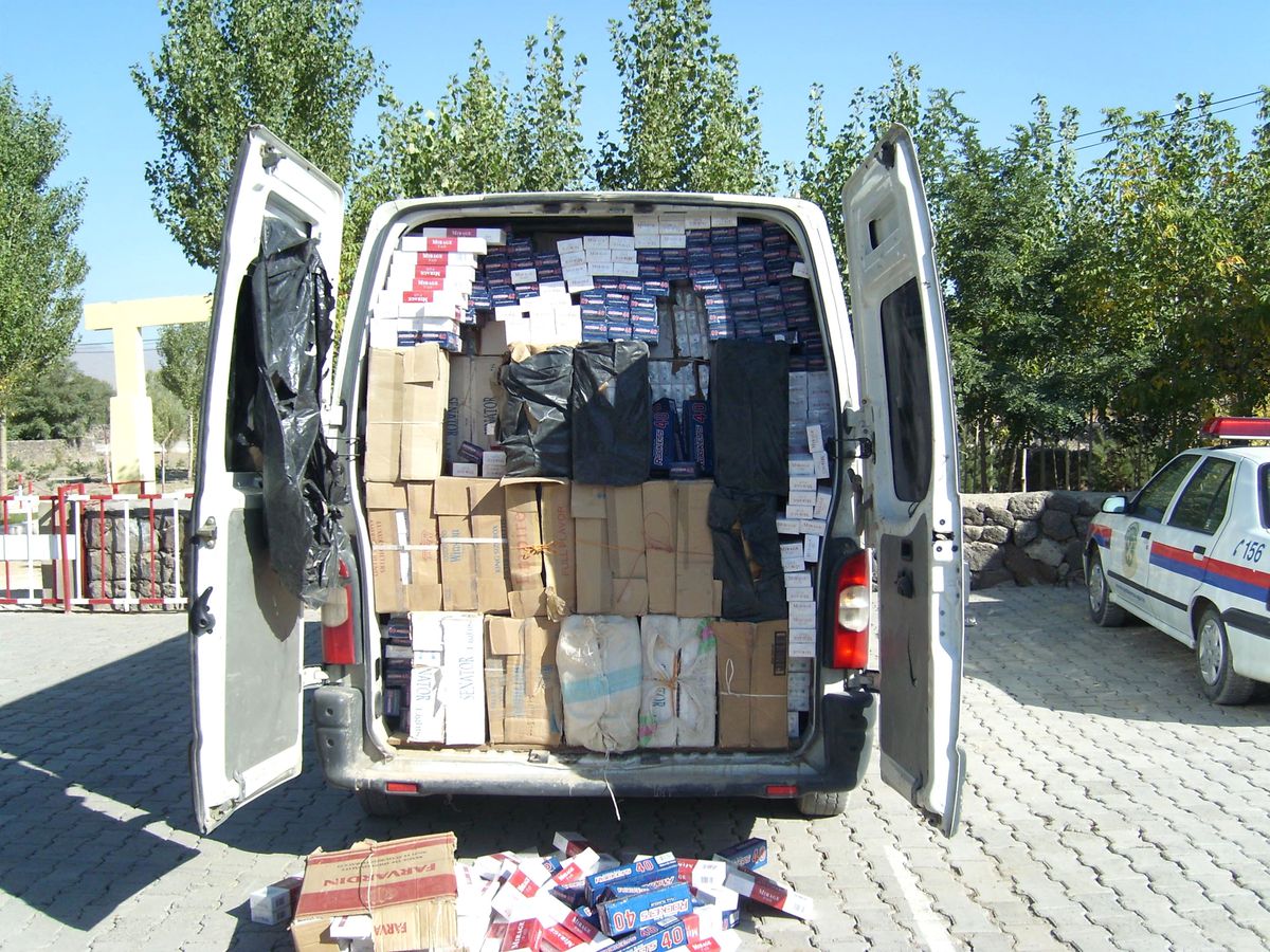 Ağrı'da 5 Bin 876 Karton Kaçak Sigara Ele Geçirildi