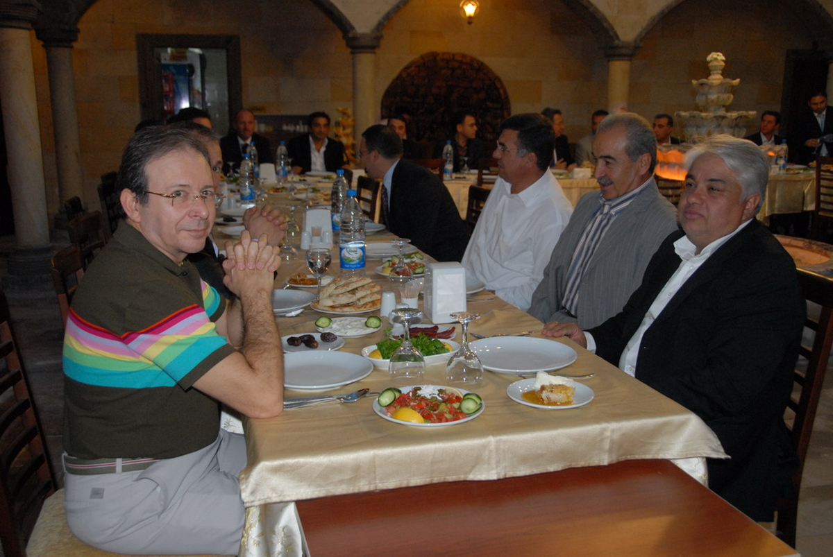 Nevşehir Belediye Başkanı Ünver, Hayırsever İş Adamları ile Bir Araya Geldi