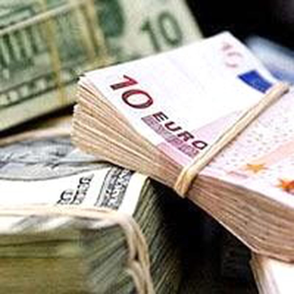 100 Dolar Alana 1 Çeyrek Altın
