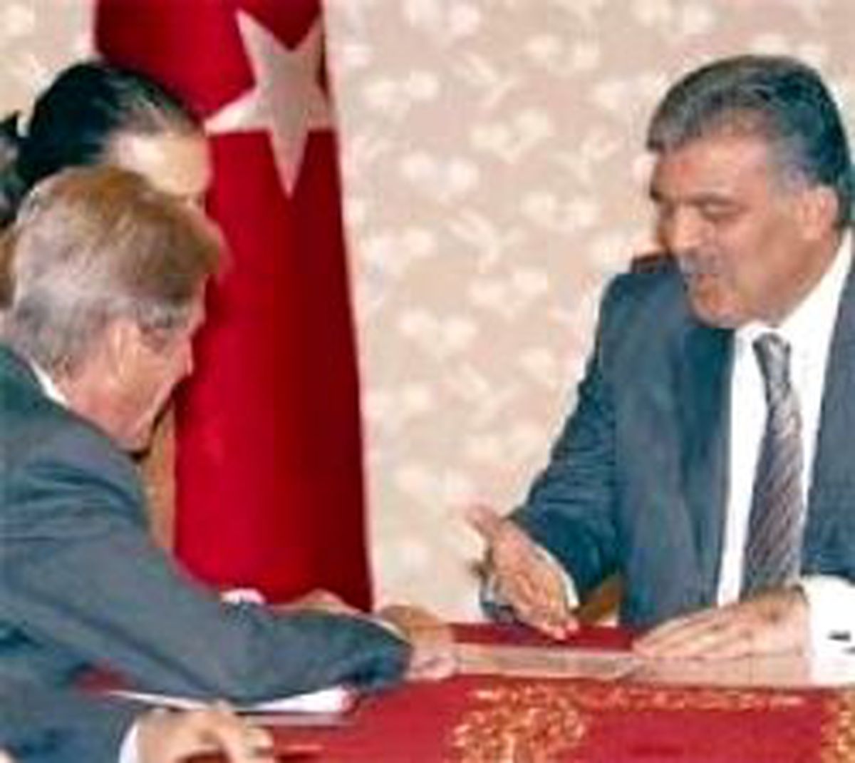 AB'nin Yüzde 30'u Bizi AB'de Sanıyor