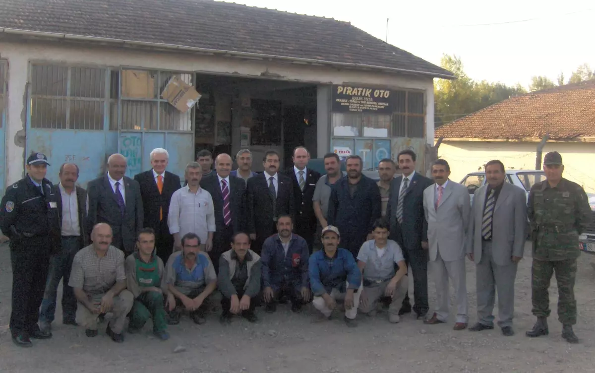 Vali Akyel\'in Yeşilyurt İlçesi Temasları