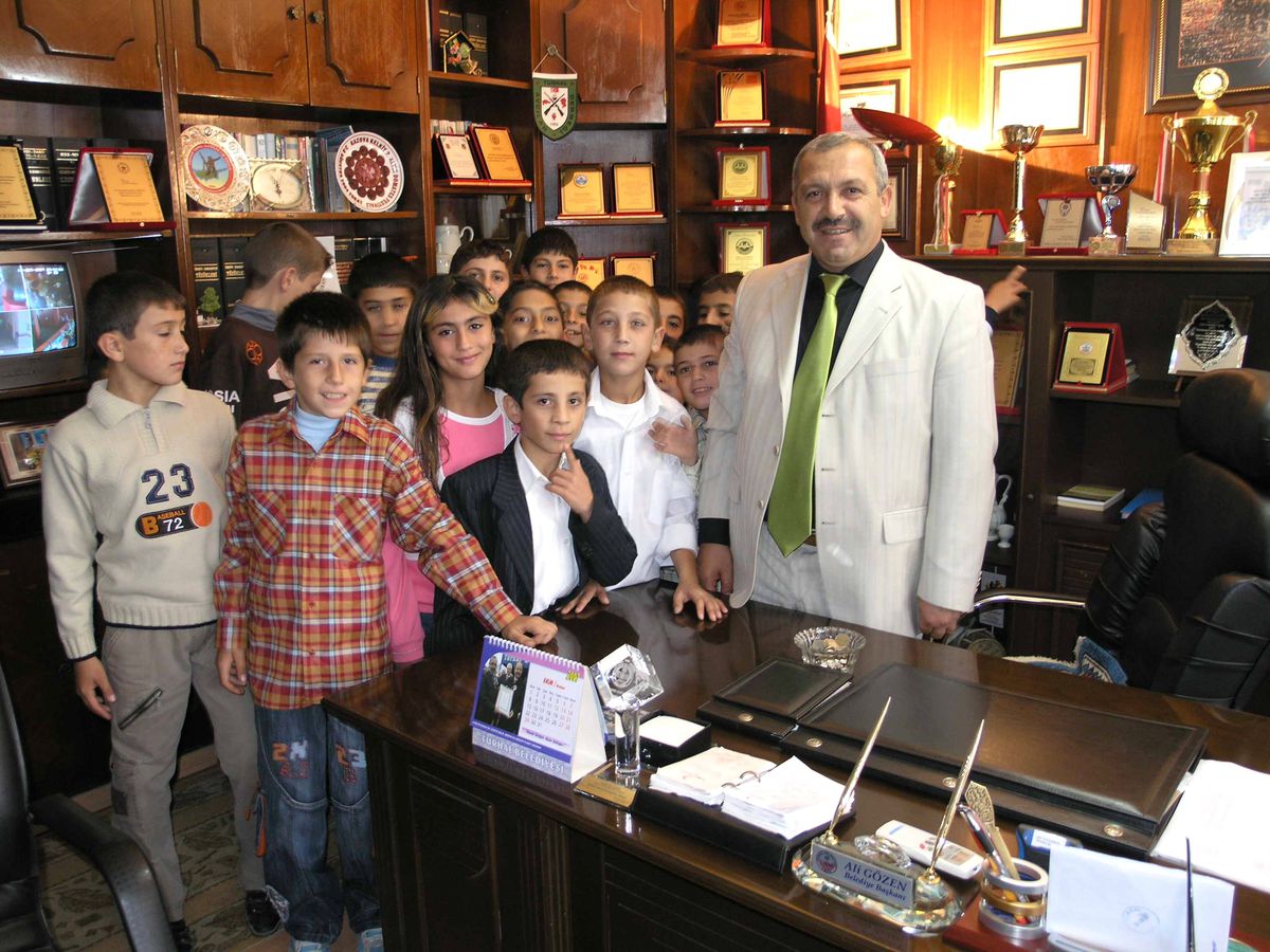 Başkan Gözen, Halkla Bayramlaştı