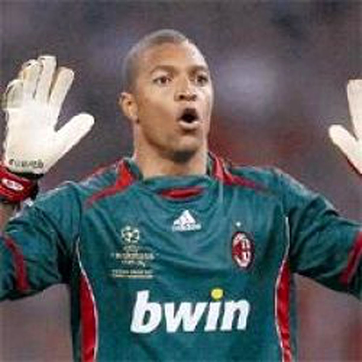 Dida'yı UEFA Çarptı